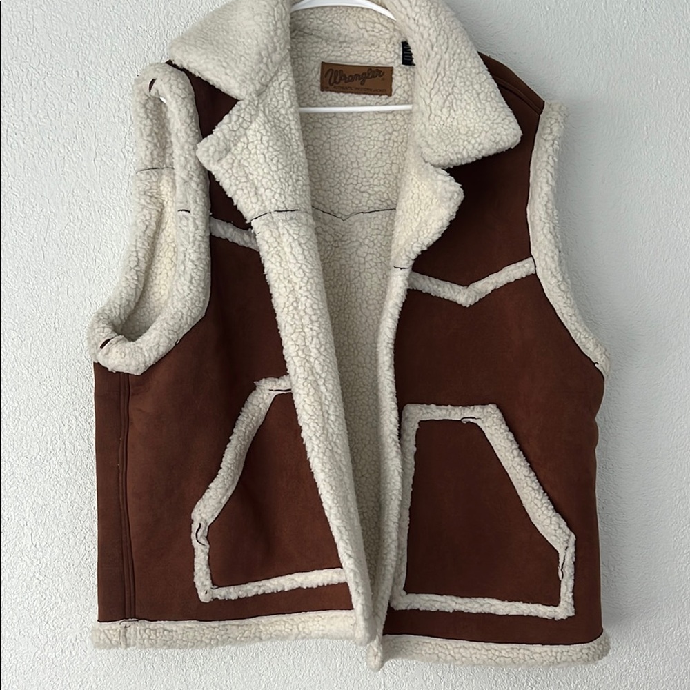 Wrangler Off-White Sherpa Jacket